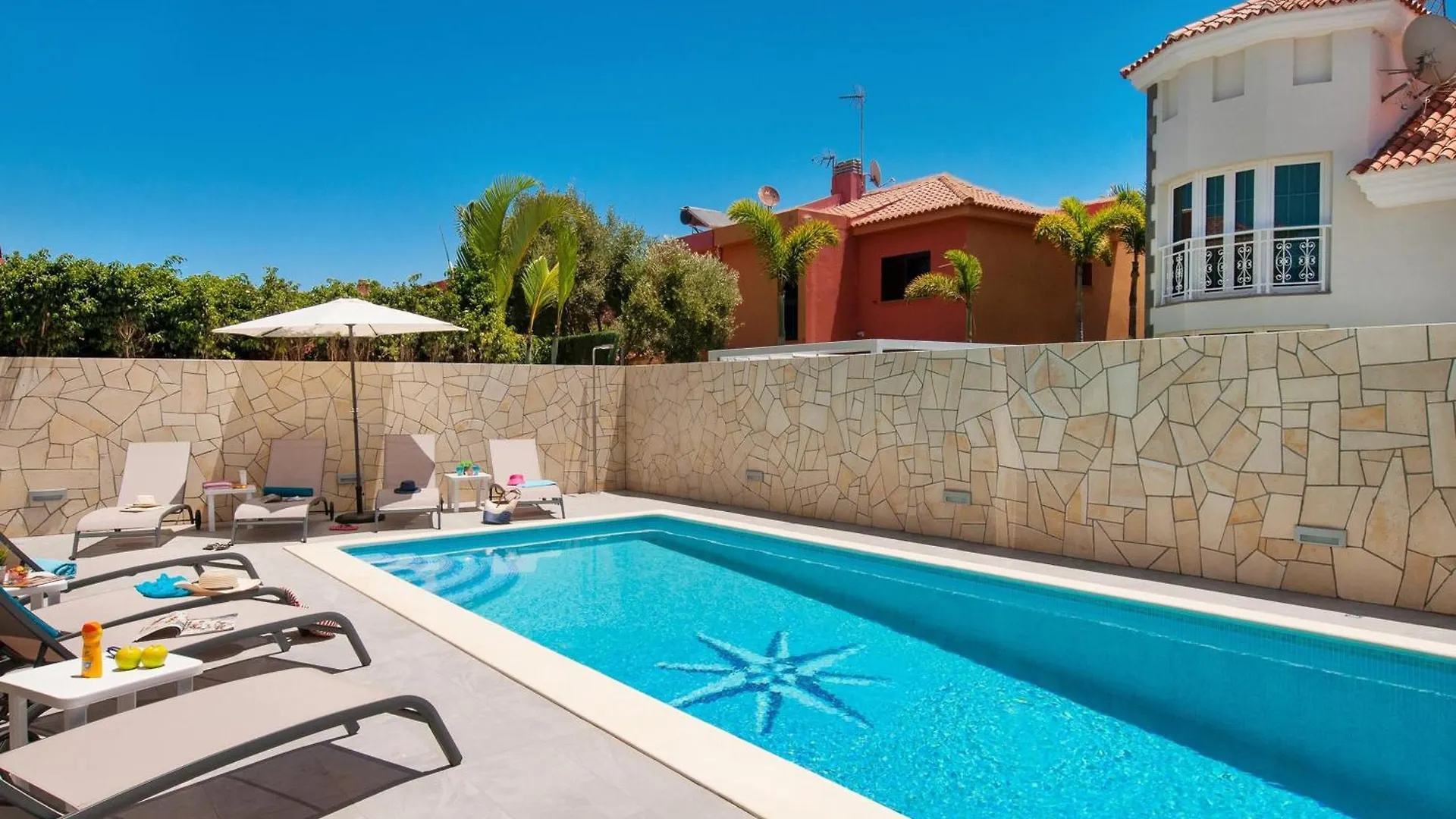Villa Encantadora Private Outdoor Heatable Pool Bbq Facilities Shaded Outdoor Dining Area Sonnenland Gran Canaria 0*, Las Palmas