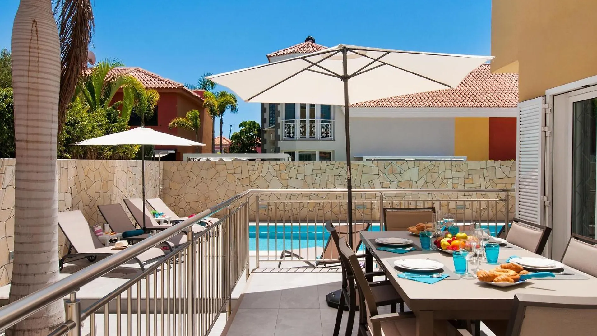 Villa Encantadora Private Outdoor Heatable Pool Bbq Facilities Shaded Outdoor Dining Area Sonnenland Gran Canaria